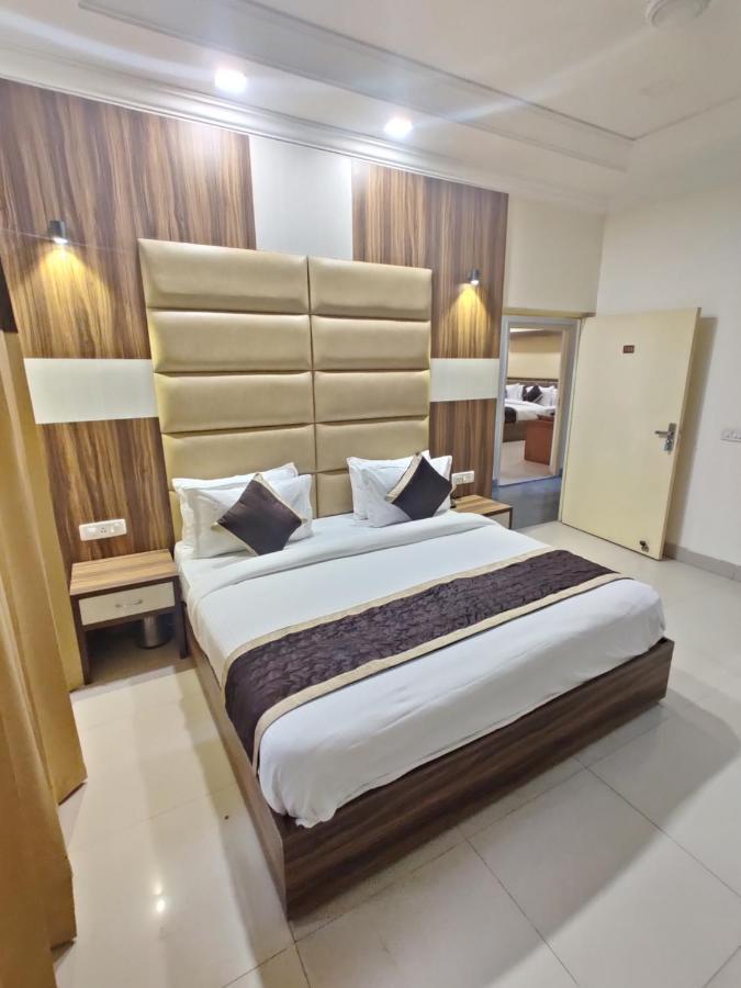 Raj Darbar - 10 Meter From Golden Temple Hotel Amritsar Luaran gambar