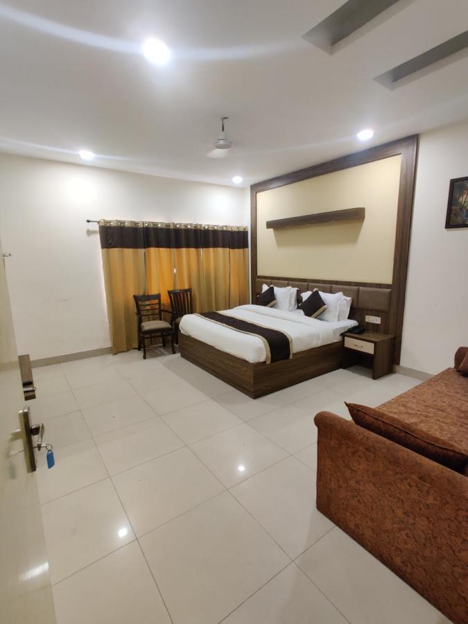 Raj Darbar - 10 Meter From Golden Temple Hotel Amritsar Luaran gambar
