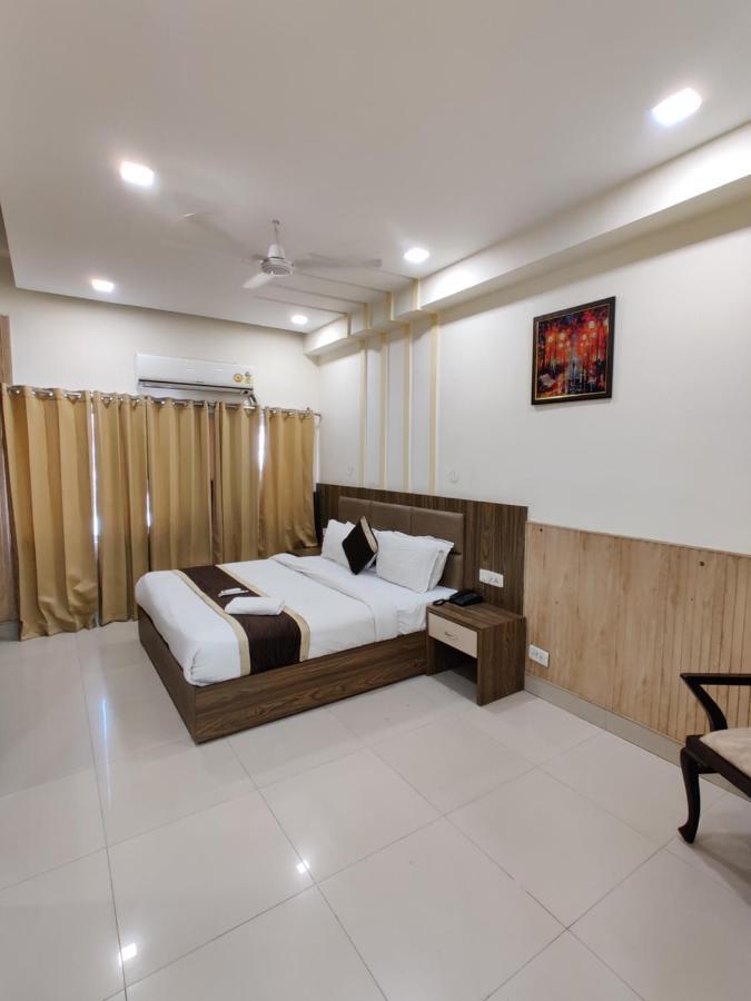 Raj Darbar - 10 Meter From Golden Temple Hotel Amritsar Luaran gambar
