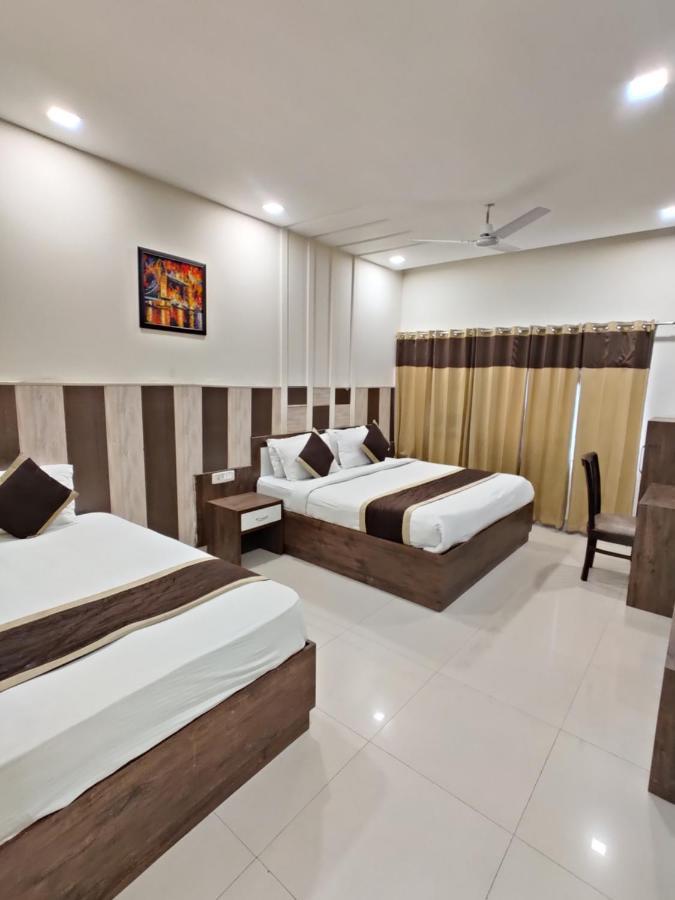 Raj Darbar - 10 Meter From Golden Temple Hotel Amritsar Luaran gambar
