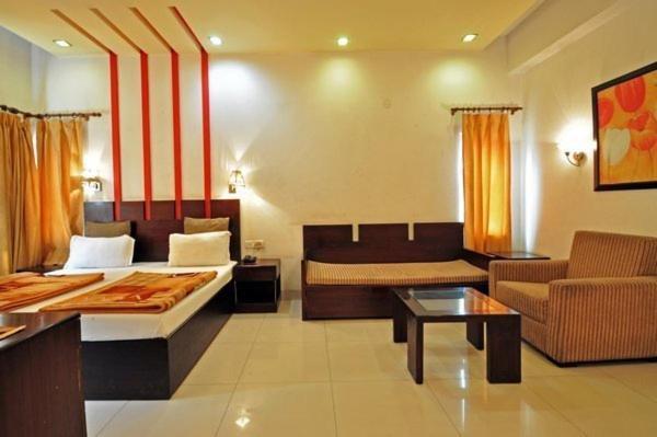 Raj Darbar - 10 Meter From Golden Temple Hotel Amritsar Luaran gambar