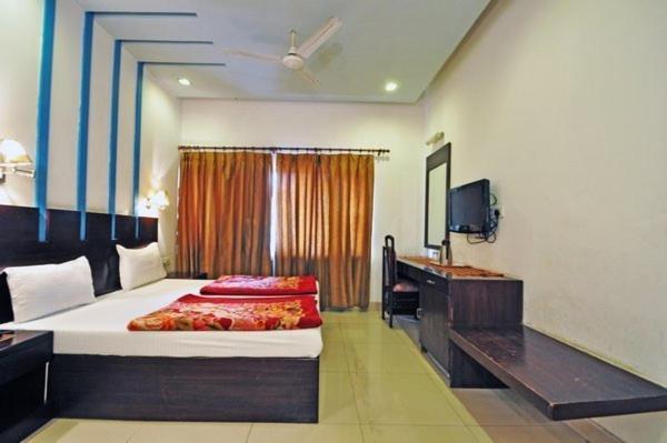 Raj Darbar - 10 Meter From Golden Temple Hotel Amritsar Luaran gambar