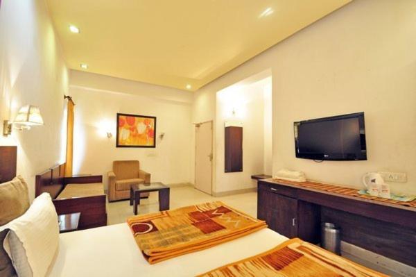 Raj Darbar - 10 Meter From Golden Temple Hotel Amritsar Luaran gambar